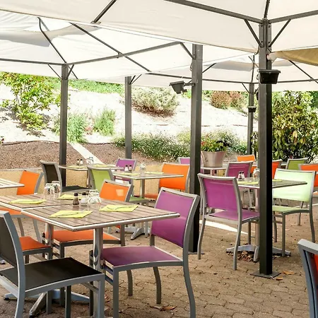 科隆知酒店 2* Fontaines-sur-Saone