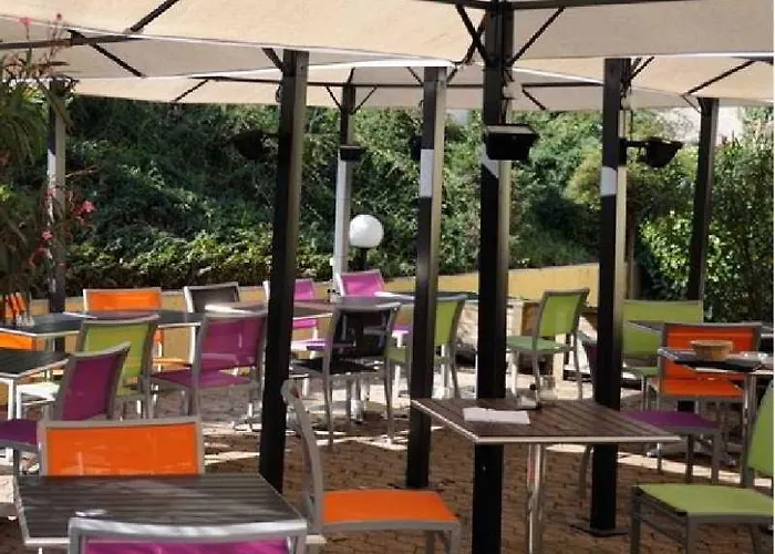 Hotel Le Collonges Fontaines-sur-Saone