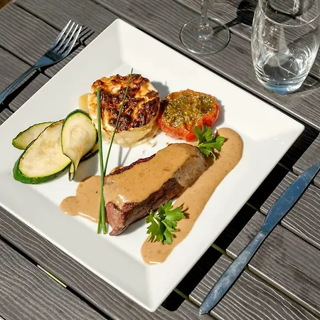 Le Collonges Hotel